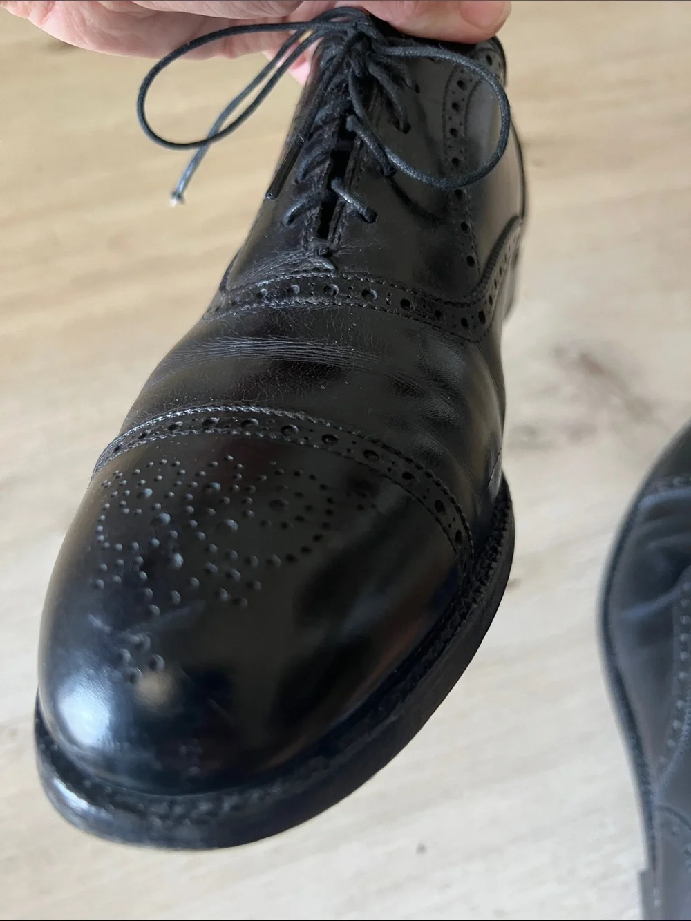ALDEN 909 Wingtip Cap-Toe Black Lace-Up Oxford -11.5 B/D